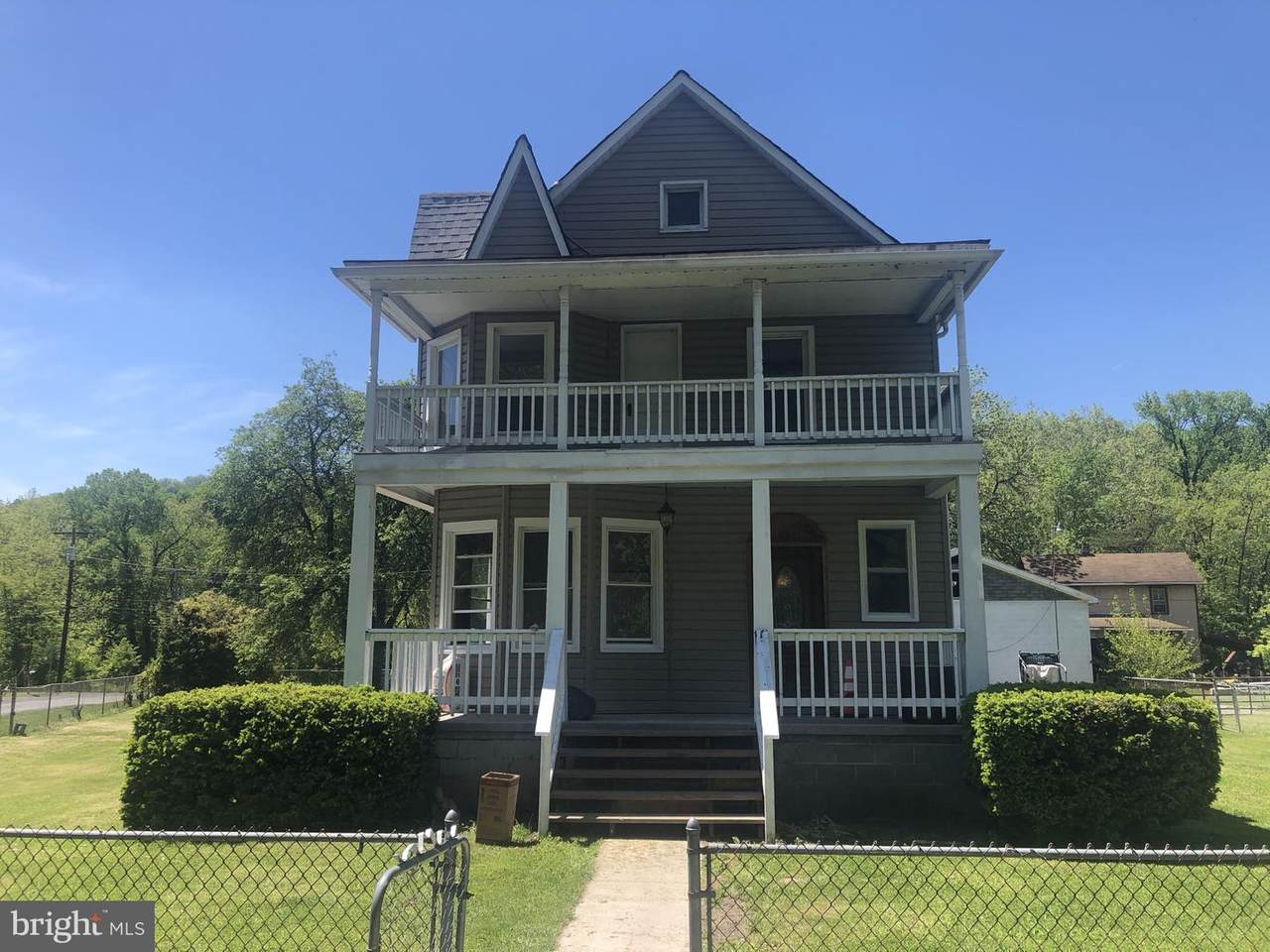 11201 Locust Grove Road - Photo 1