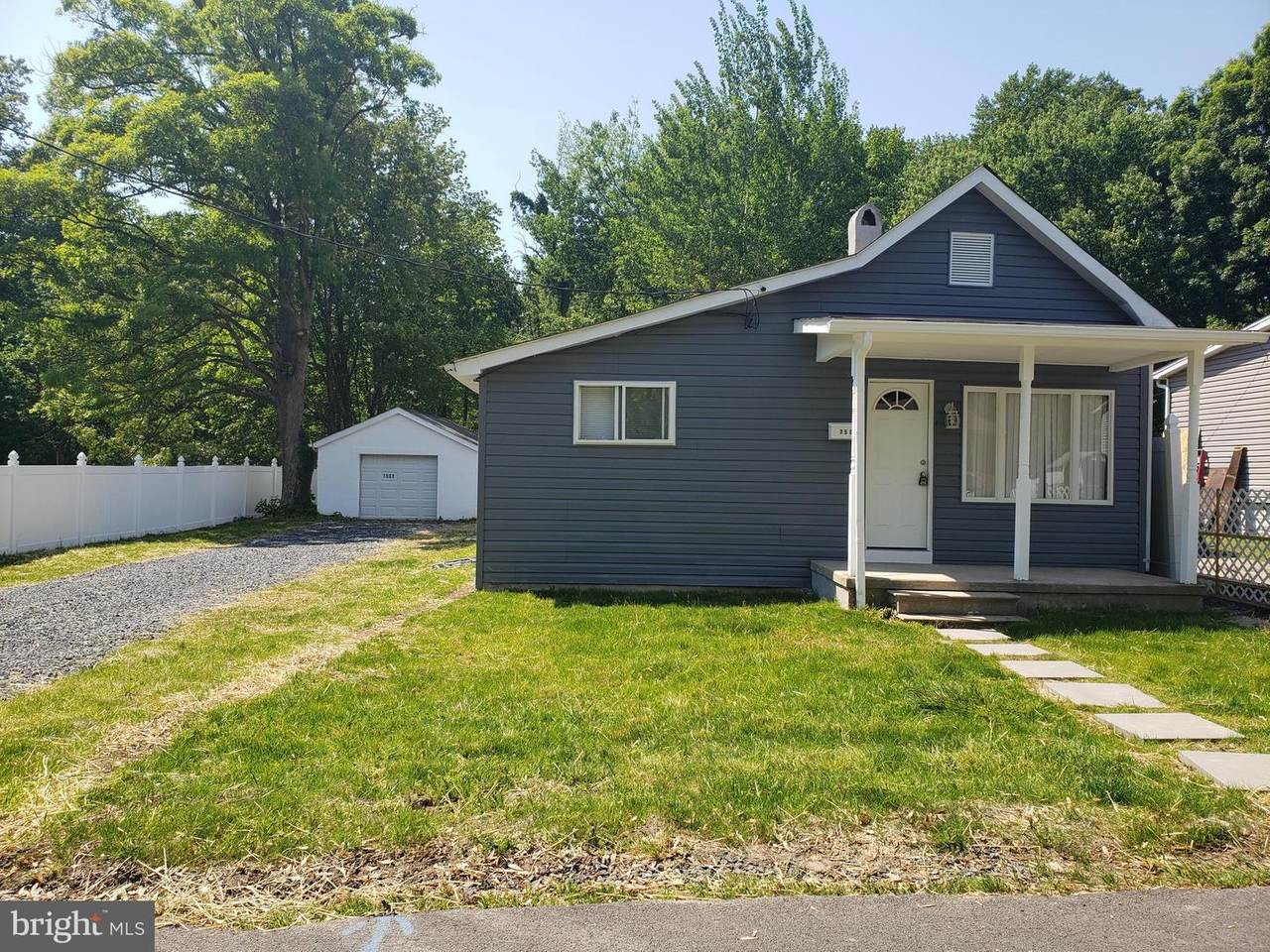 7502 Carson Avenue - Photo 1