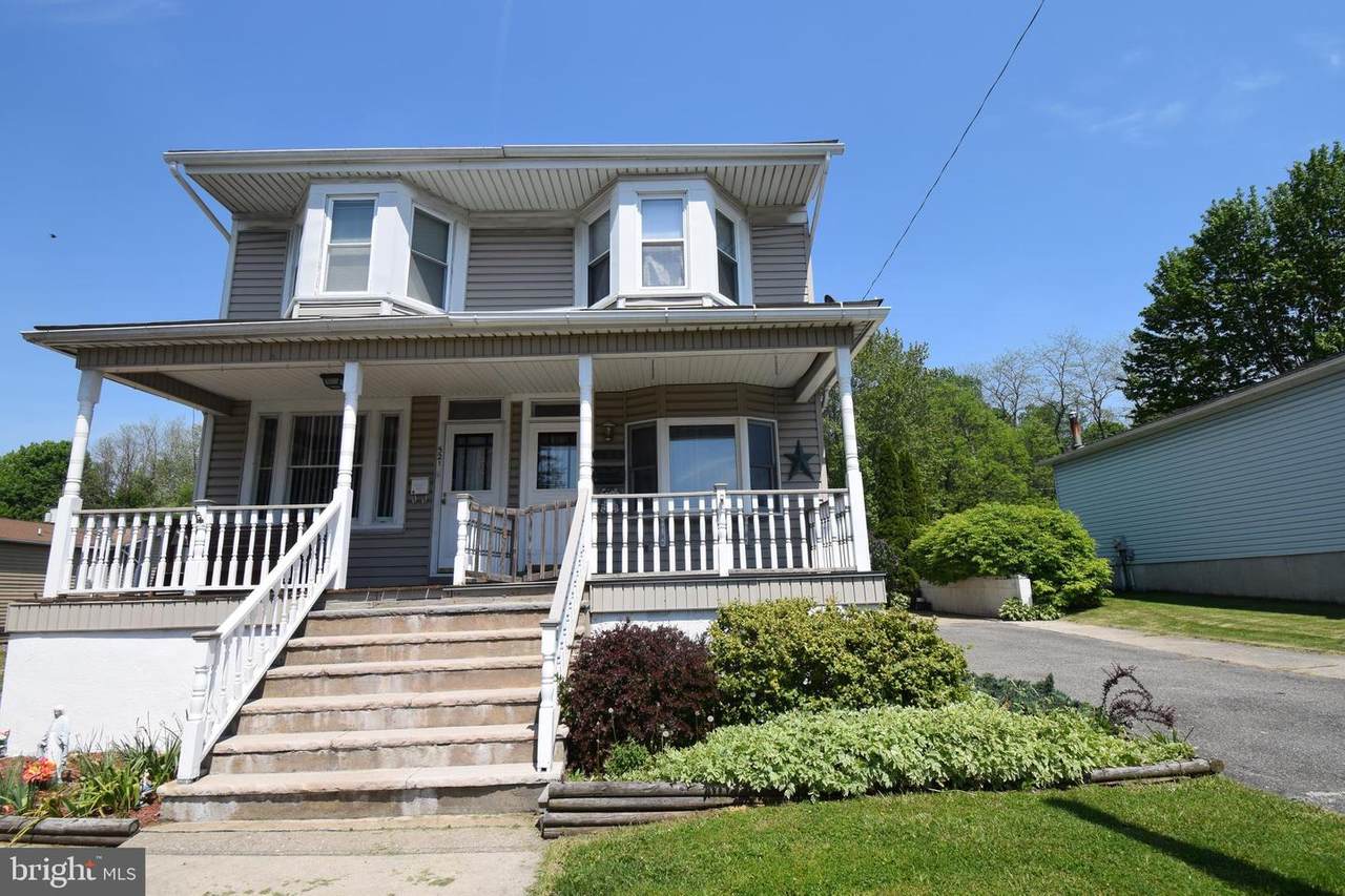 523 Garfield Avenue - Photo 1
