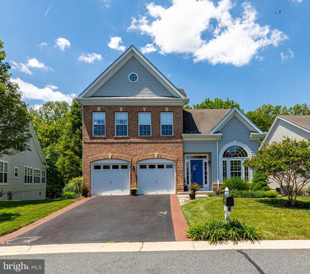 220 Smarty Jones Terrace - Photo 1