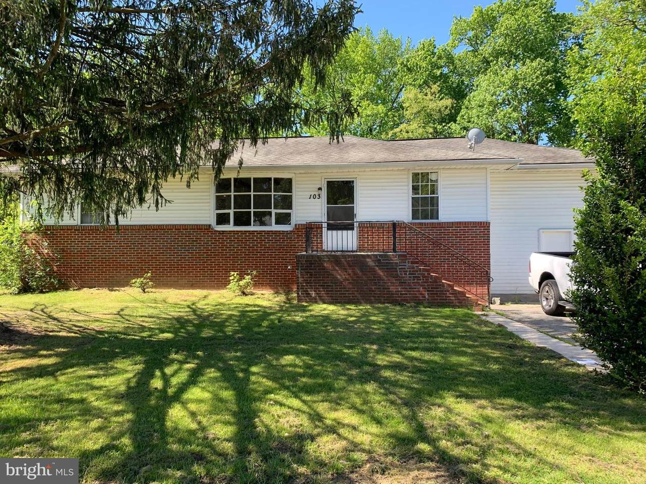 103 Reavis Road - Photo 1
