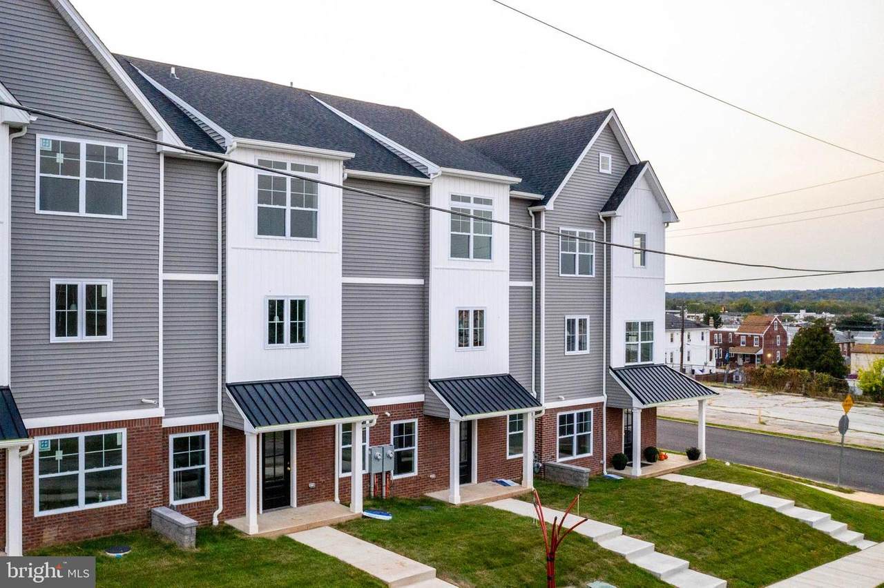 504 Holstein - Photo 1