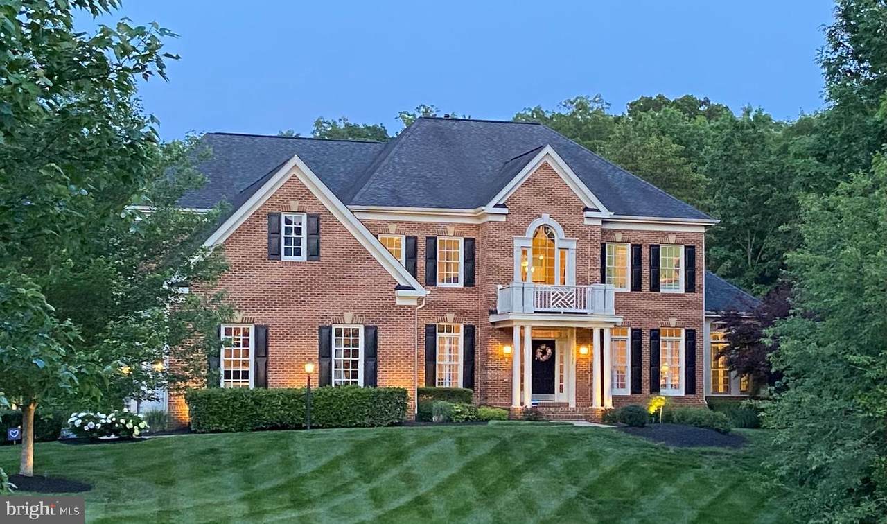5525 Roan Chapel Drive - Photo 1