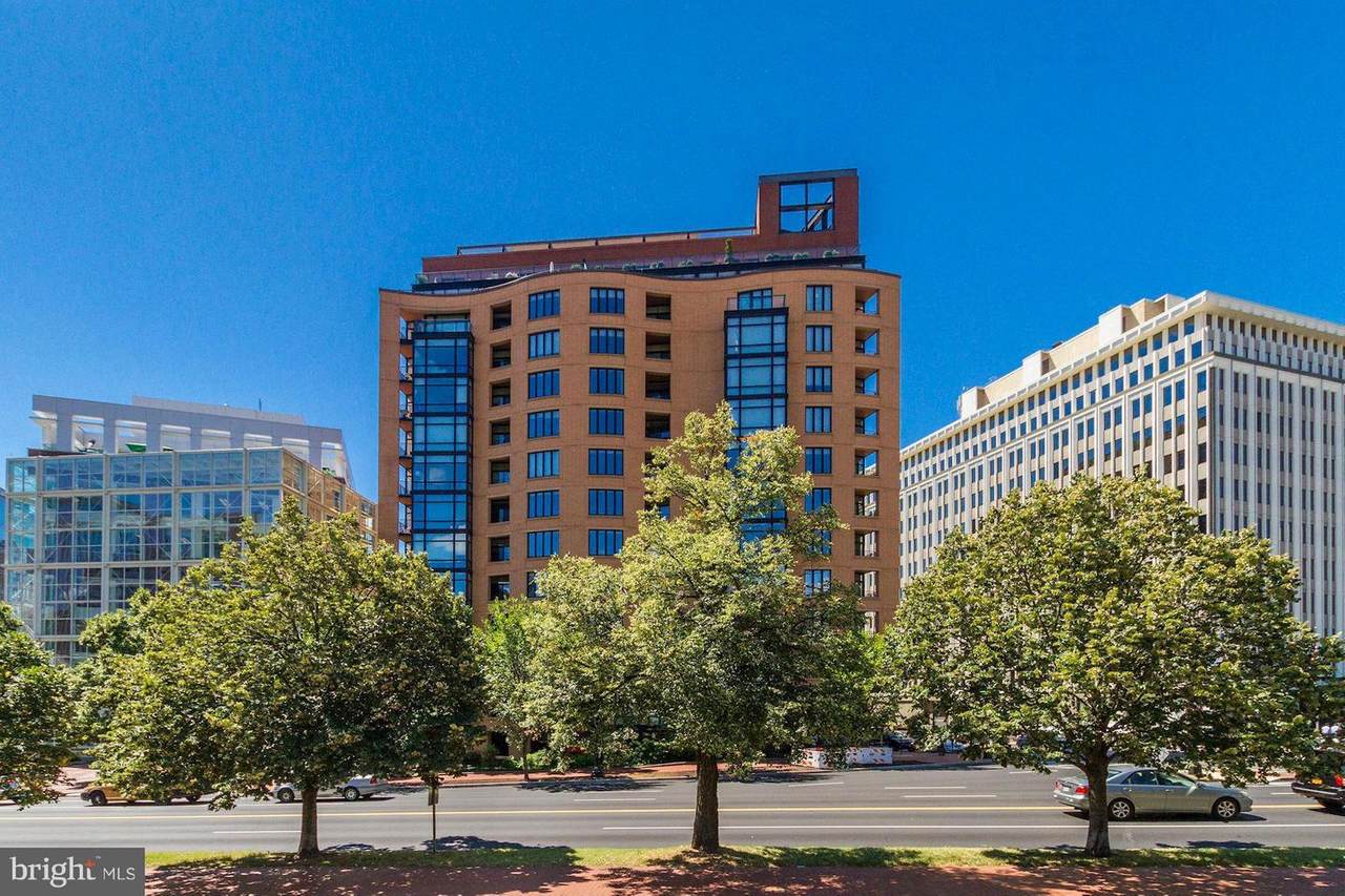 1010 Massachusetts Avenue - Photo 1
