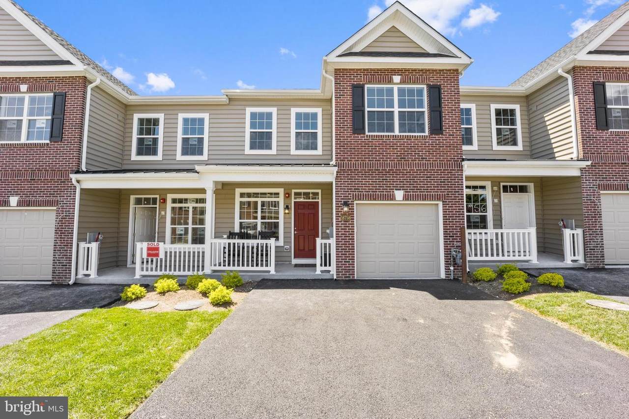16700 River View Cir - Photo 1