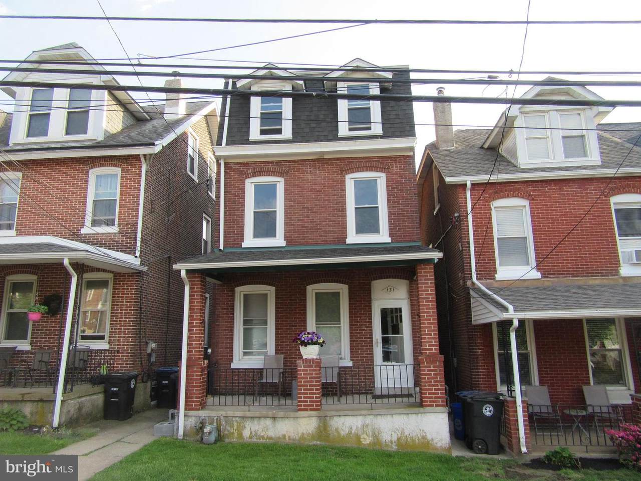 131 4TH Avenue - Photo 1