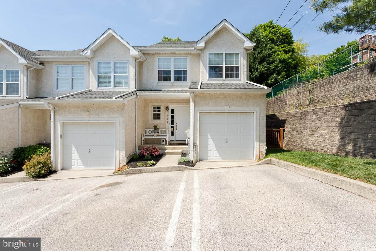 211 Flinthill Road - Photo 1