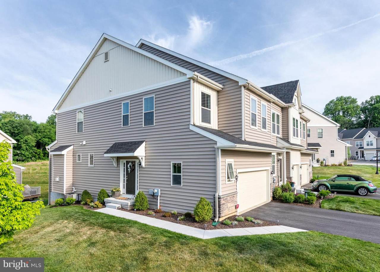 224 Kestrel Court - Photo 1