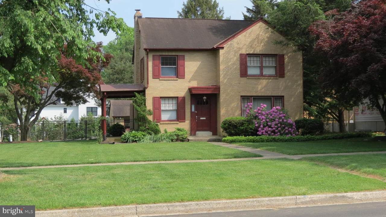 344 Elm Avenue - Photo 1