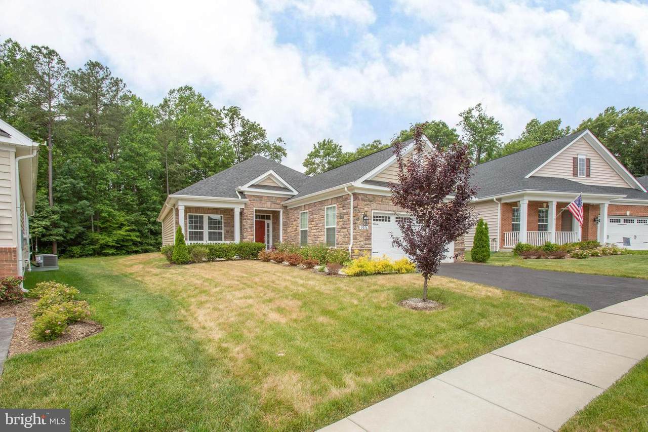 9916 Copper Beech Circle - Photo 1