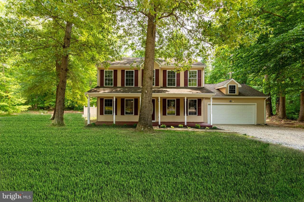 212 Atkinson Drive - Photo 1