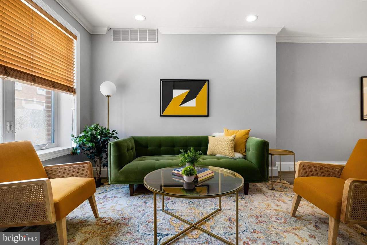 1212 Daly Street - Photo 1