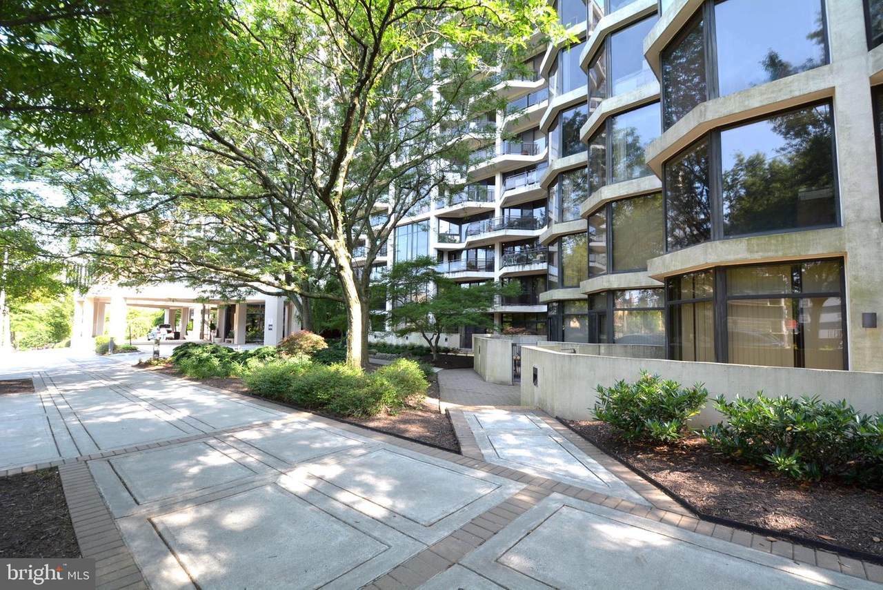 1530 Key Boulevard - Photo 1