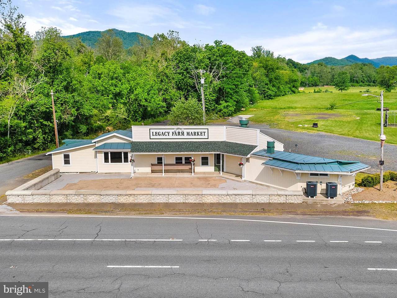 12167 Lee Highway - Photo 1