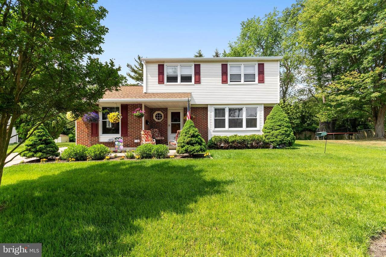 110 Hillside Road - Photo 1