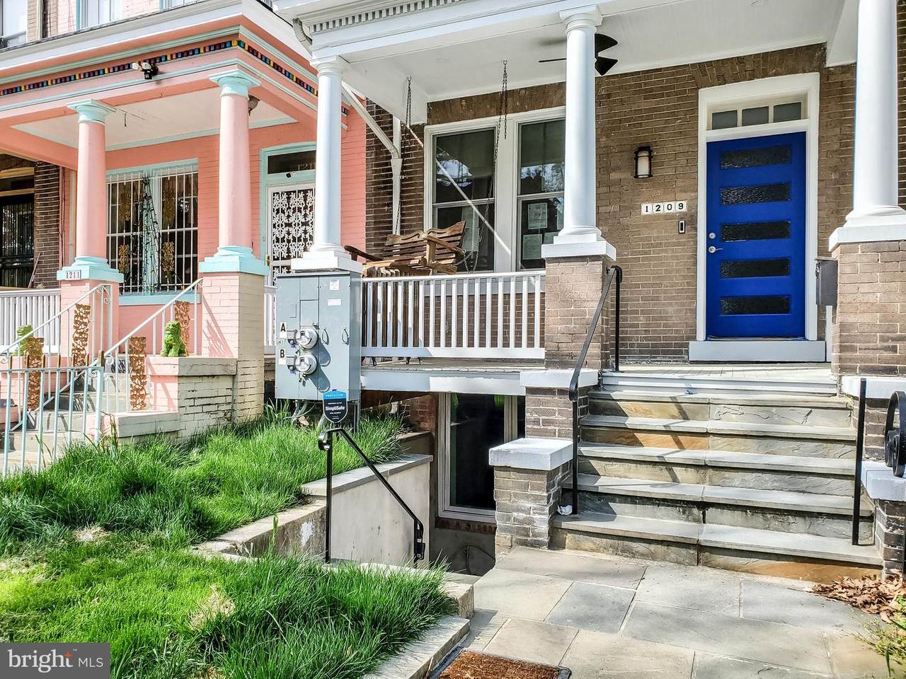 1209 Lamont Street - Photo 1