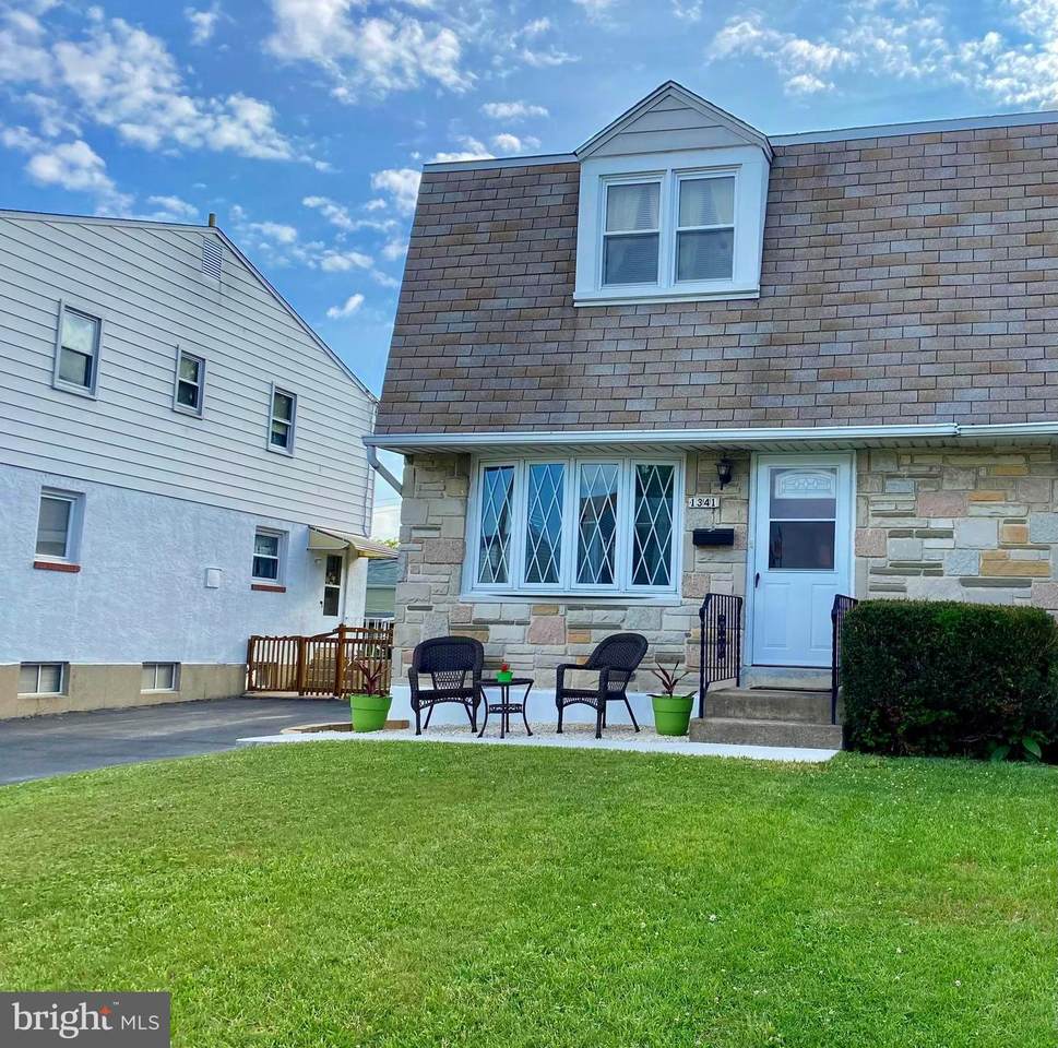 1341 Price Street - Photo 1