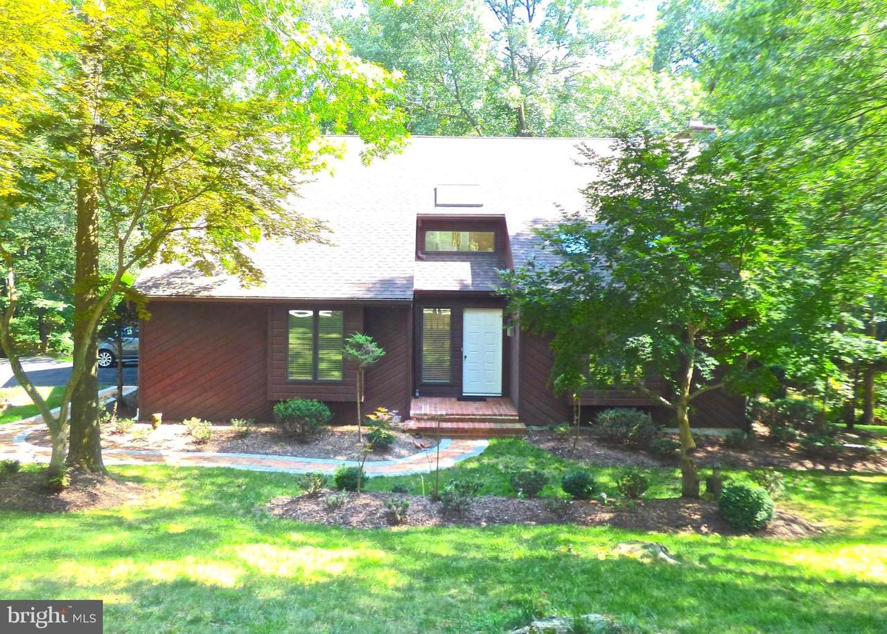 1102 Shadow Wood Drive - Photo 1
