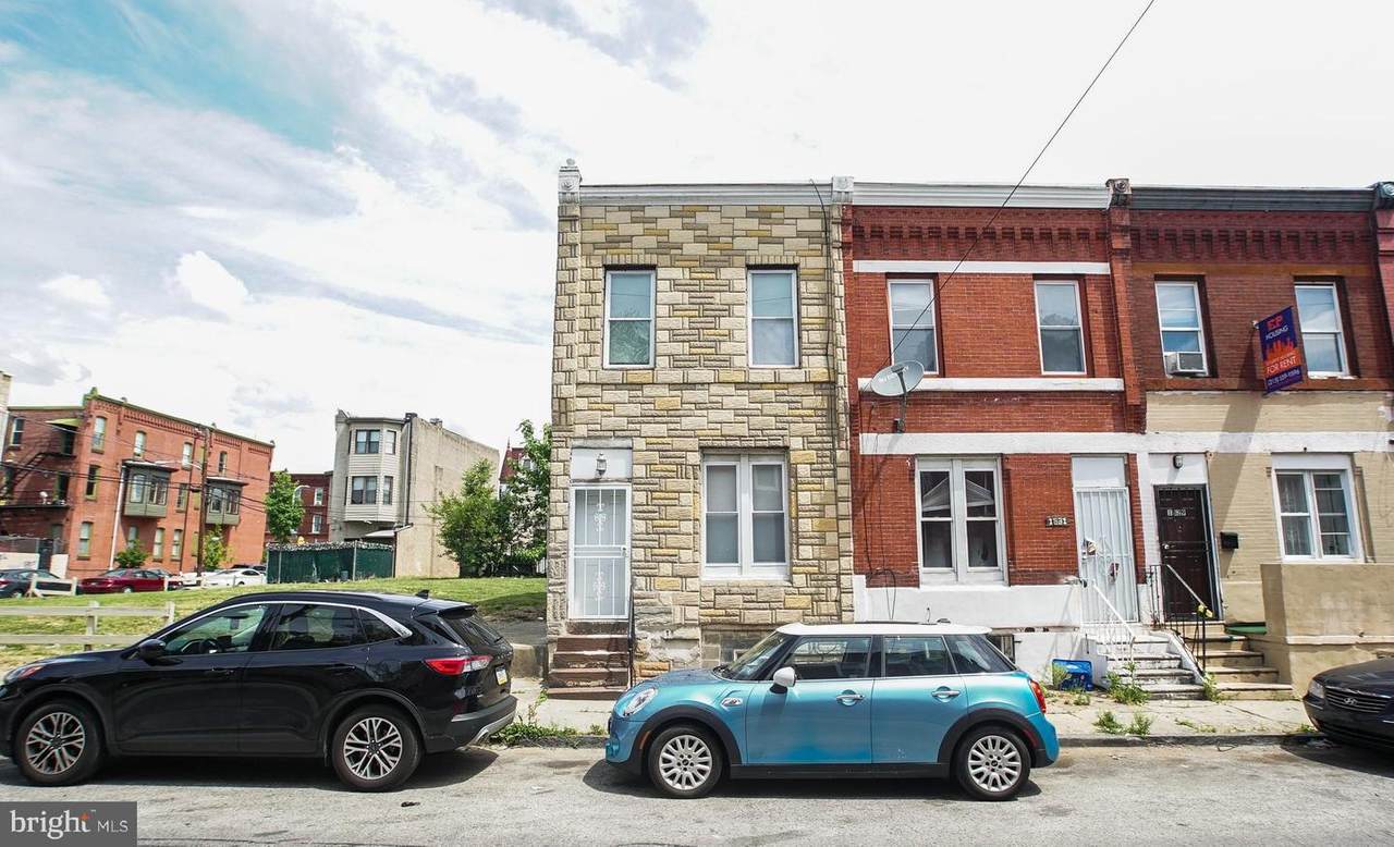 1833 Fontain Street - Photo 1