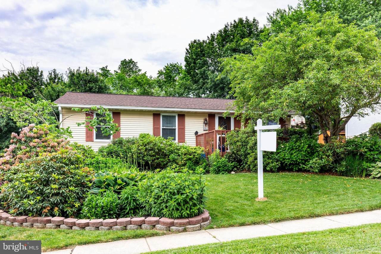 251 Stacy Lee Drive - Photo 1