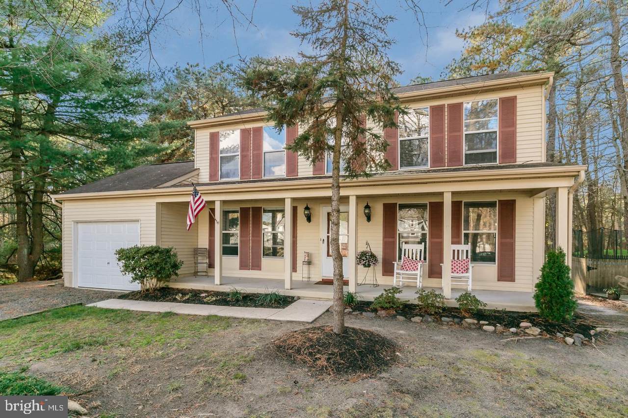 23 Lady Diana Circle - Photo 1