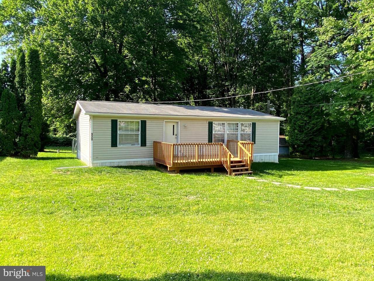 928 George Street - Photo 1