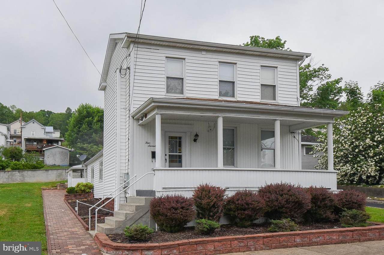 417 Walnut Street - Photo 1