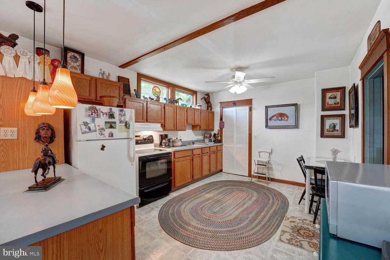 3020 Foulk Road - Photo 1