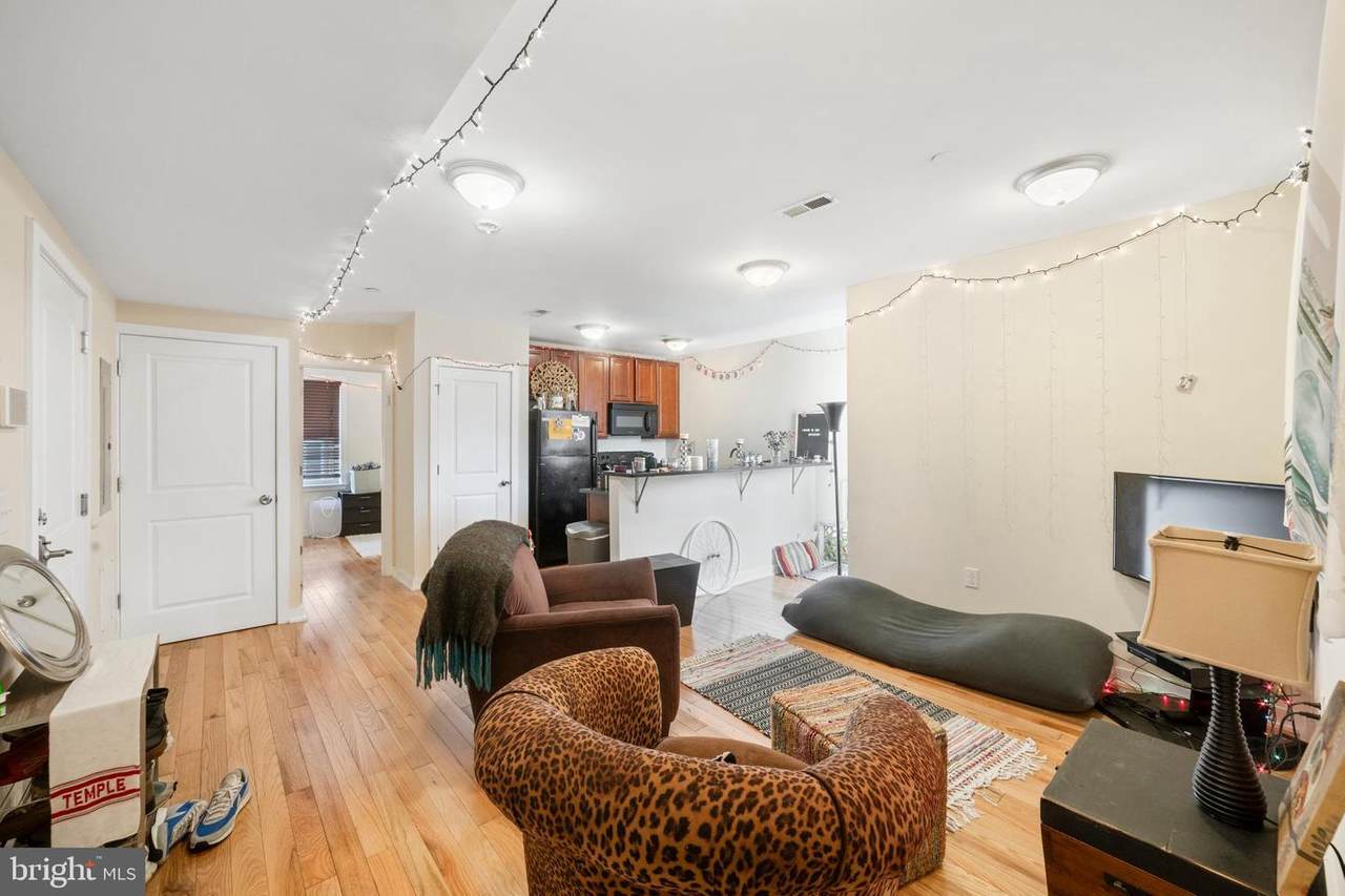 1515 Oxford Street - Photo 1