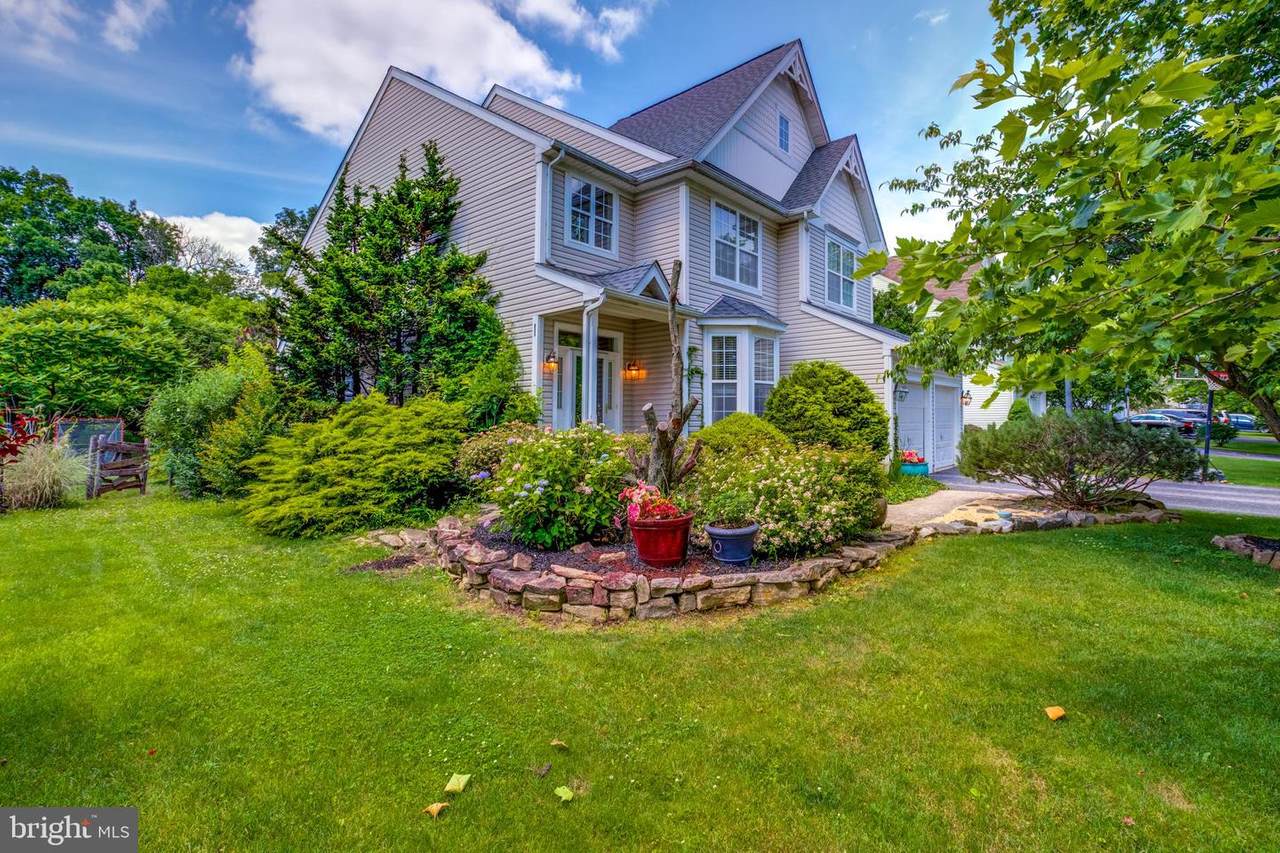303 Mcfarland Drive - Photo 1