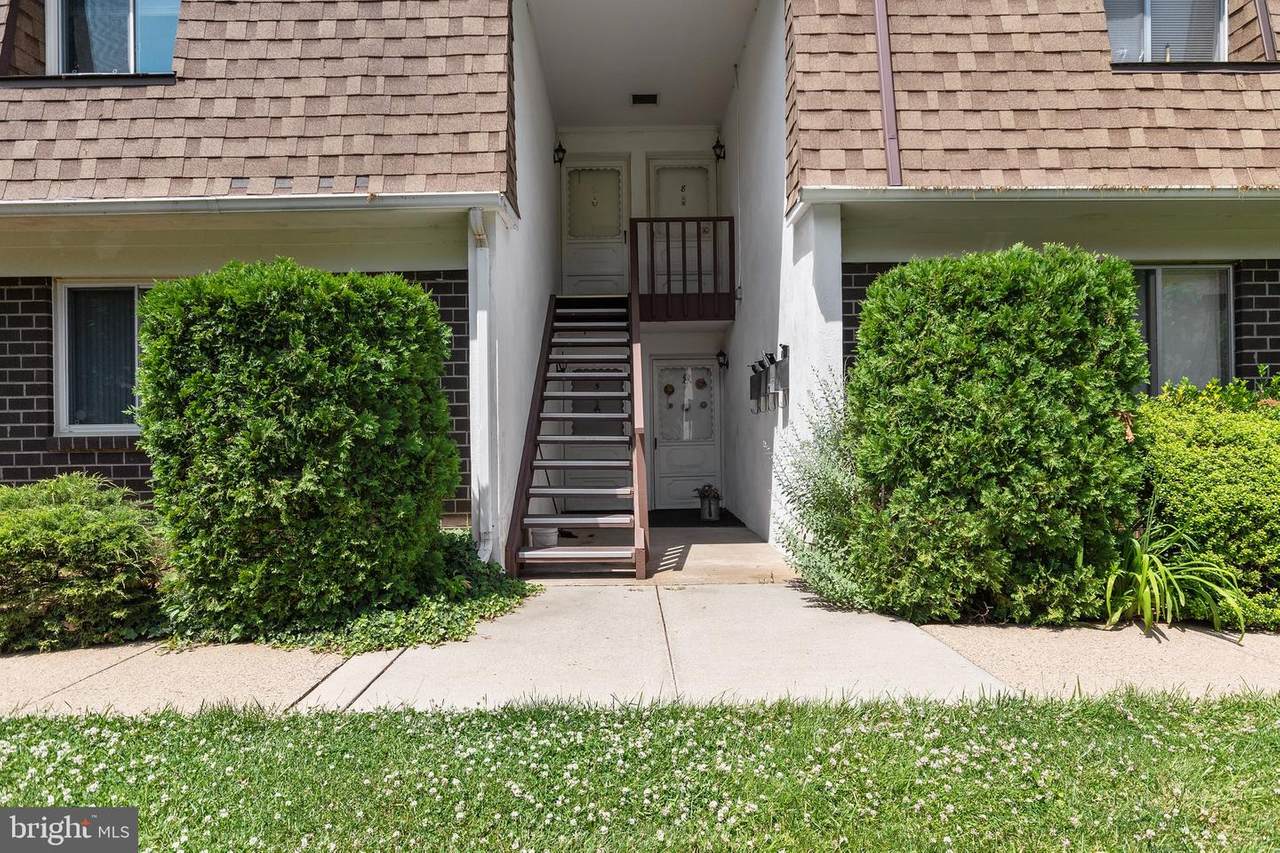 411 Stiles Avenue - Photo 1