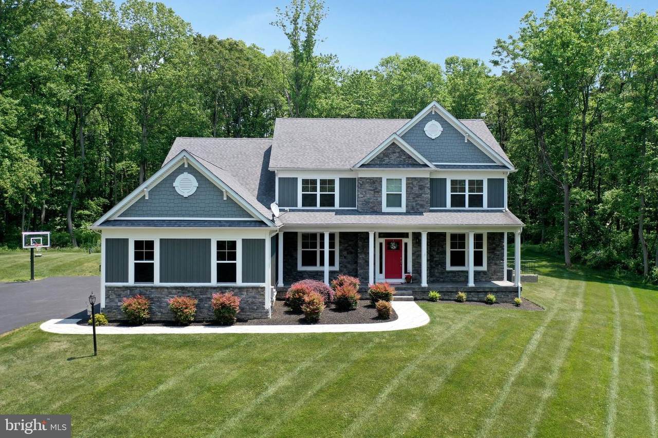 298 Chesapeake Lane - Photo 1