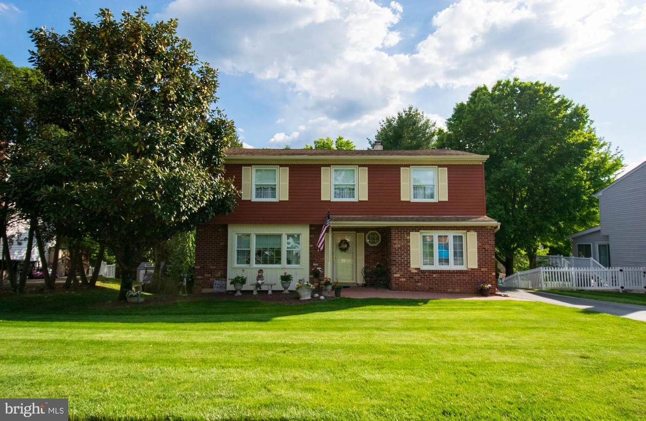 119 Woodstream Road - Photo 1