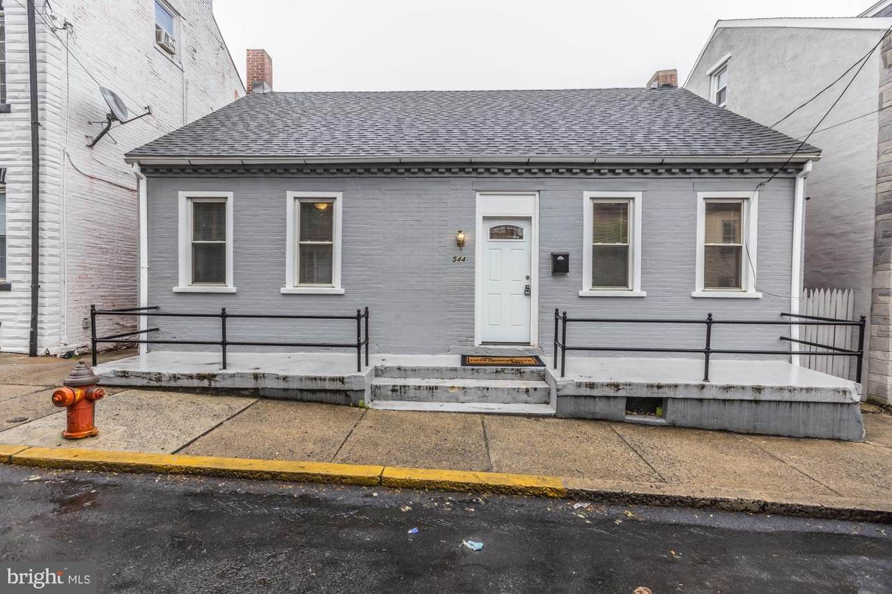 542 Saint Joseph Street - Photo 1