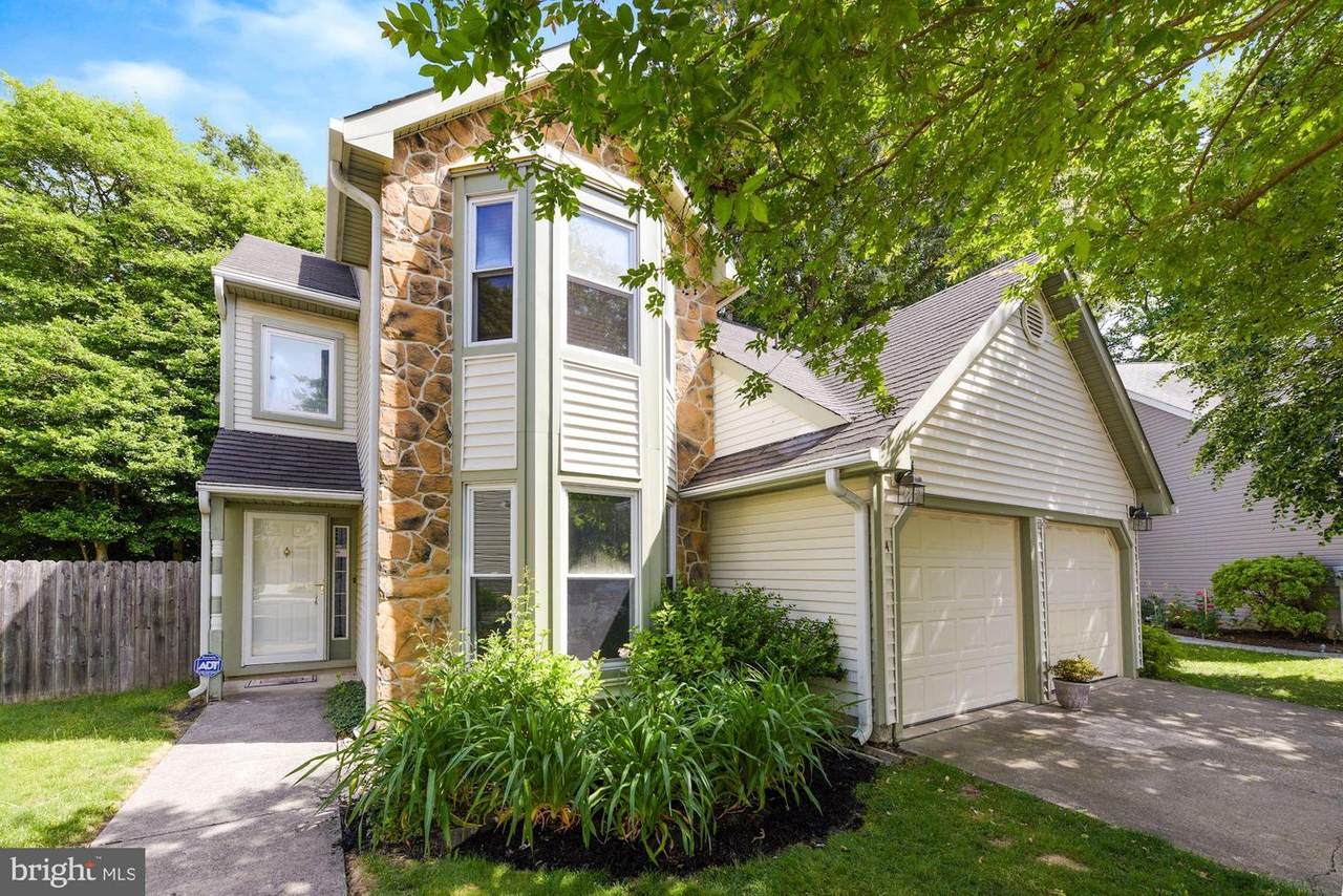 4 Innes Court - Photo 1