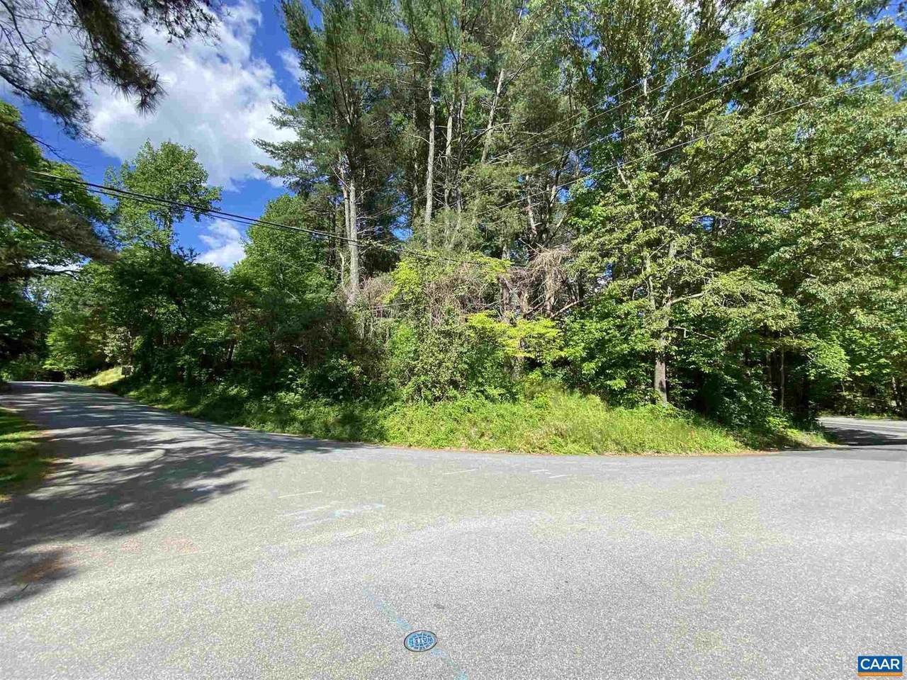 1A Buckingham Cir Circle - Photo 1