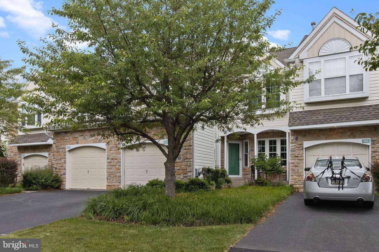 524 Aspen Woods Drive - Photo 1
