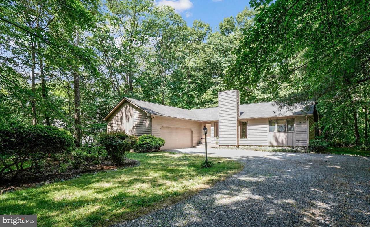 25 Fairway Island - Photo 1