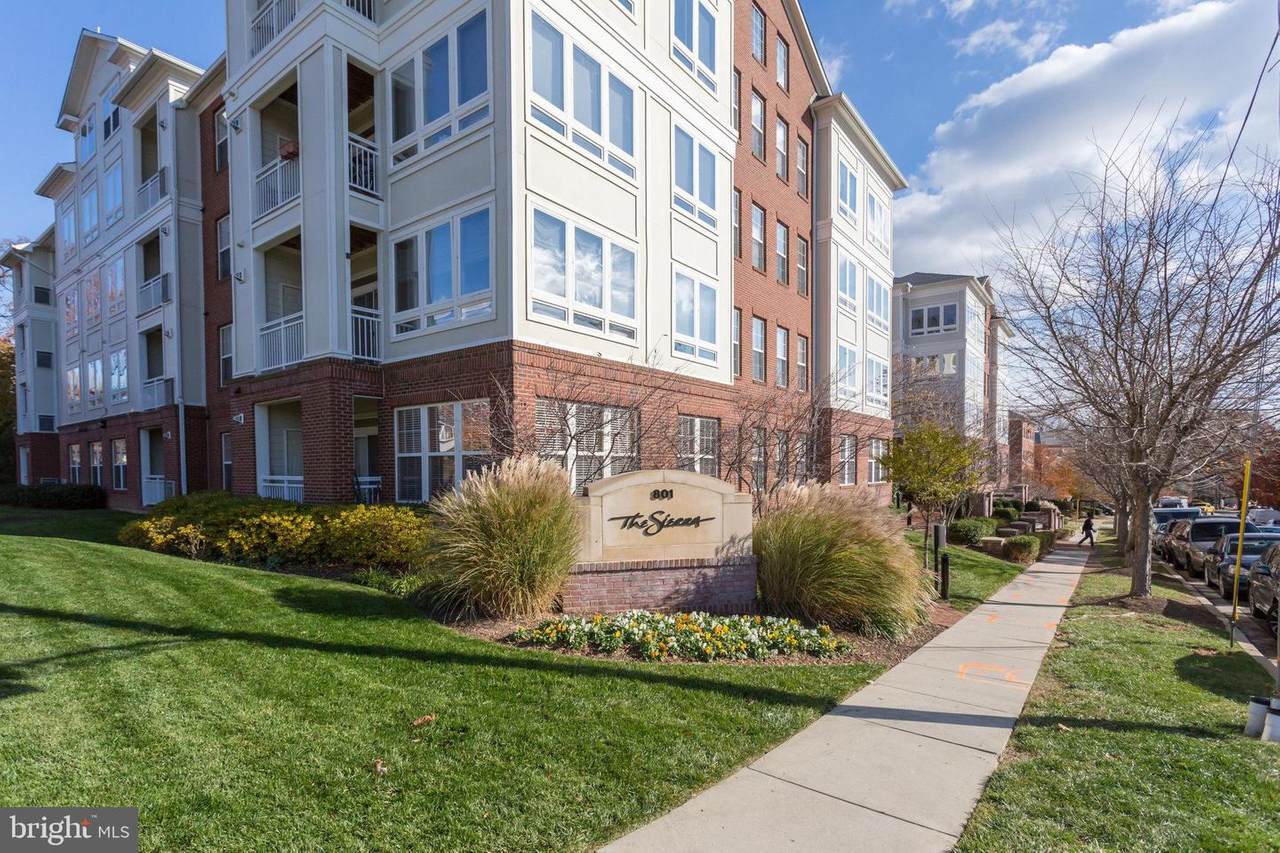 801 Greenbrier Street - Photo 1