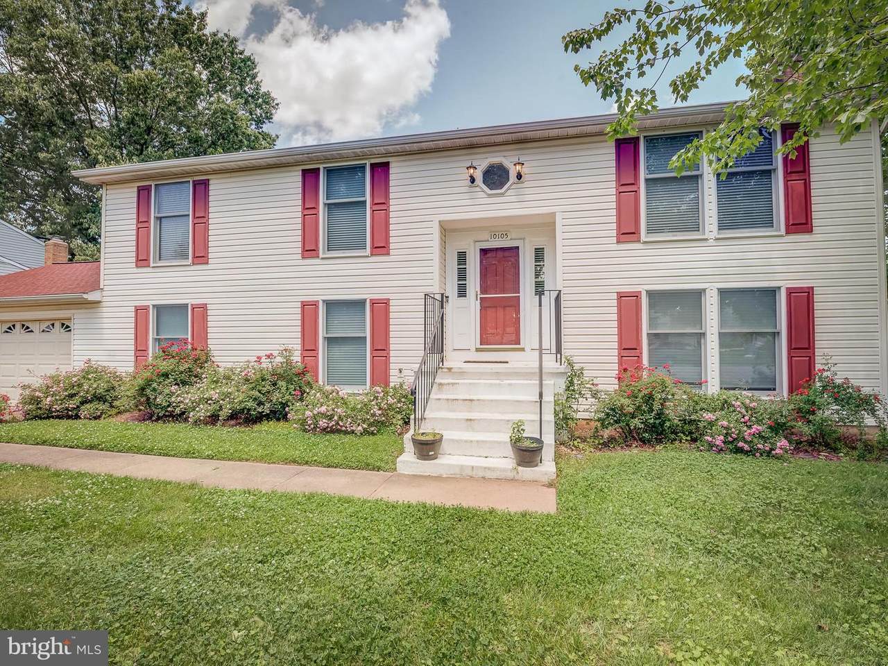 10105 Trinity Lane - Photo 1
