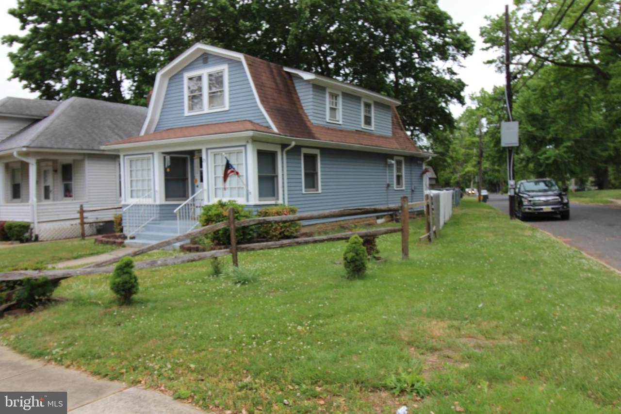 23 Vought Avenue - Photo 1