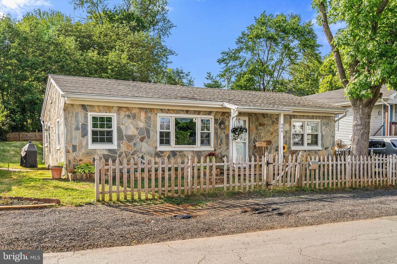 406 Monticello Avenue - Photo 1