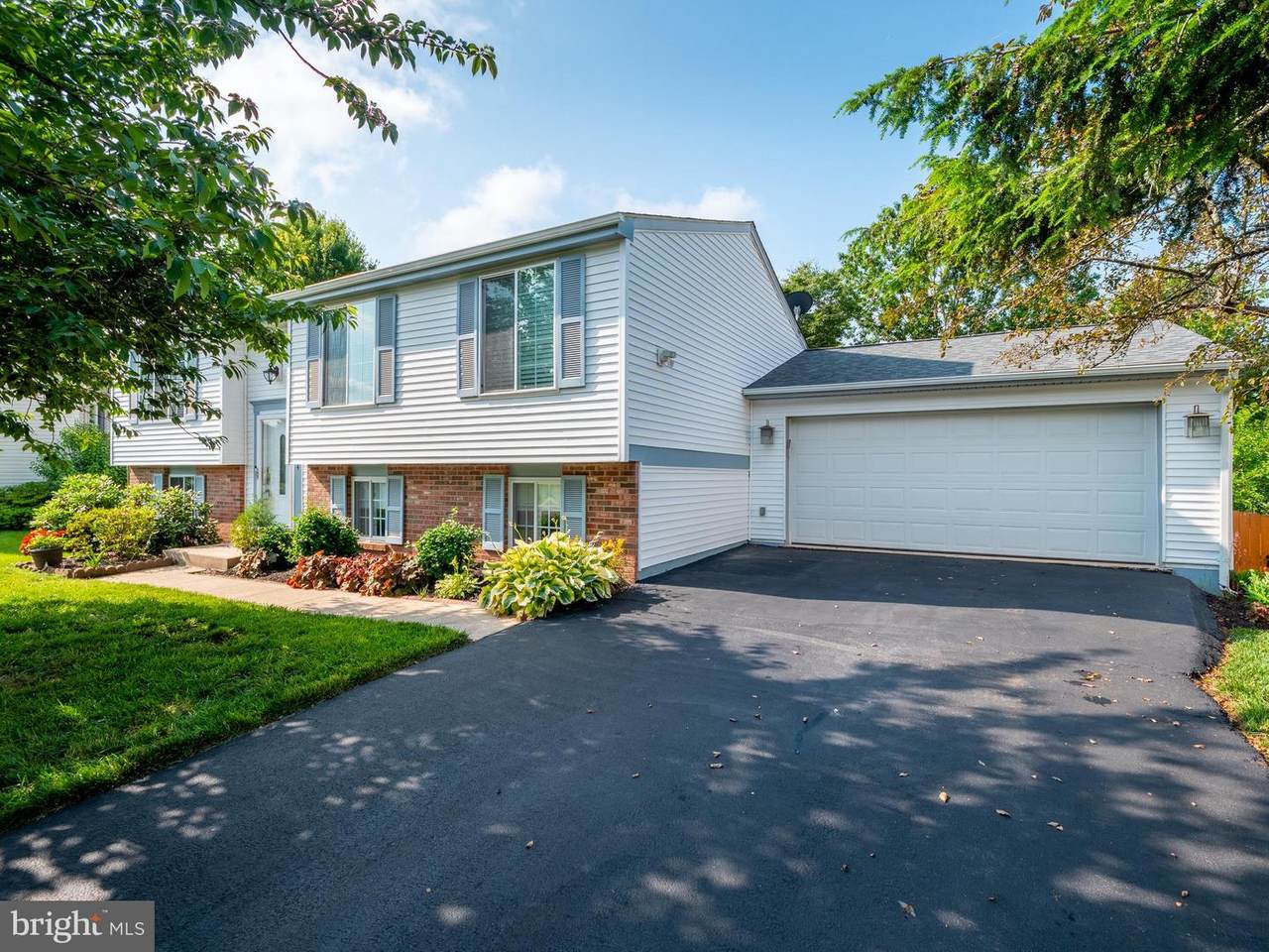3034 Burchlawn Street - Photo 1