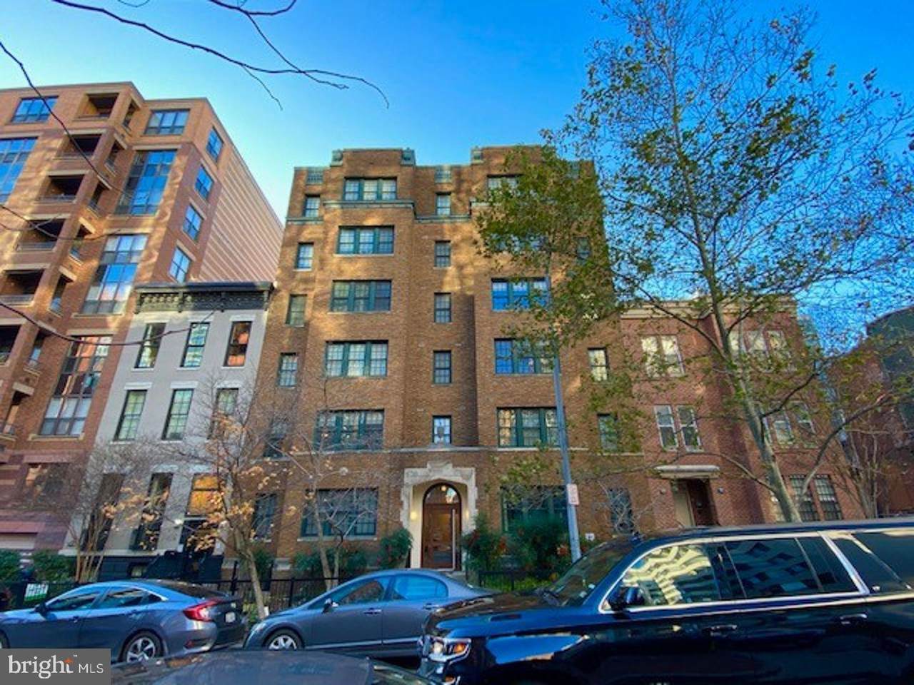 1124 10TH Street - Photo 1