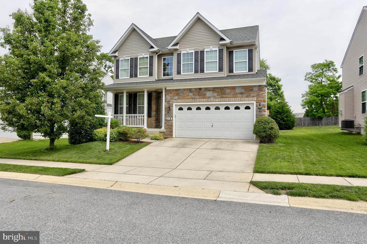 314 Archer Avenue - Photo 1