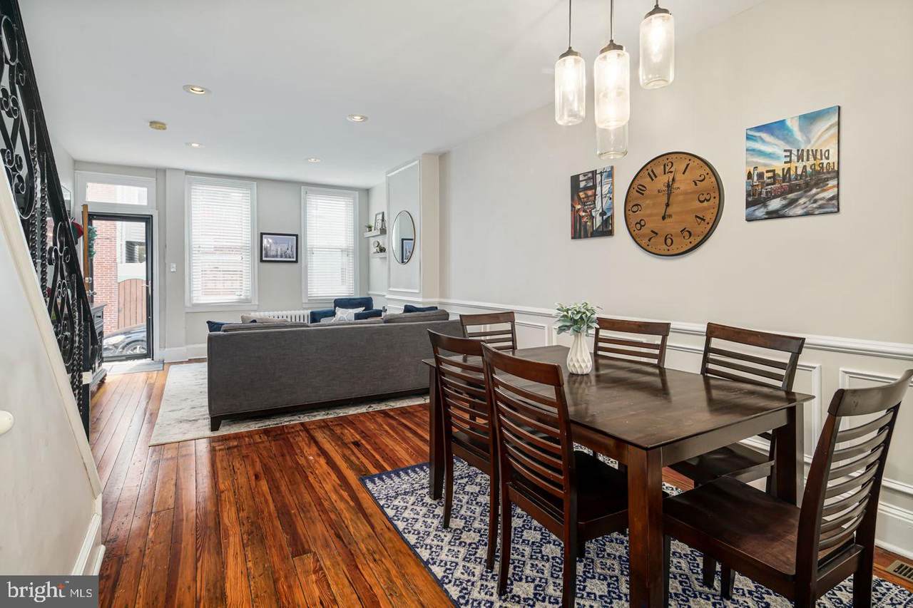 834 Bucknell Street - Photo 1