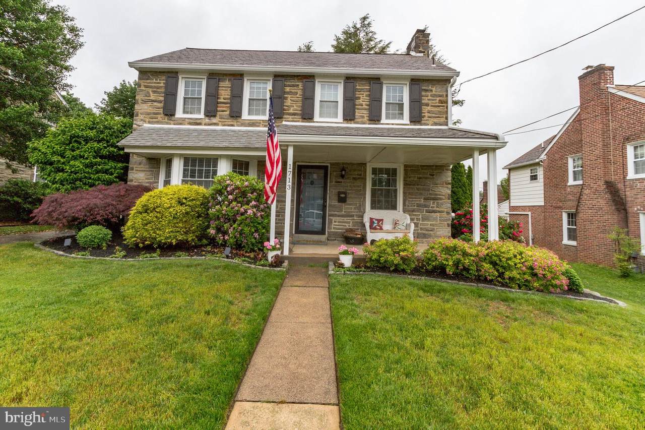 1713 Manor Road - Photo 1