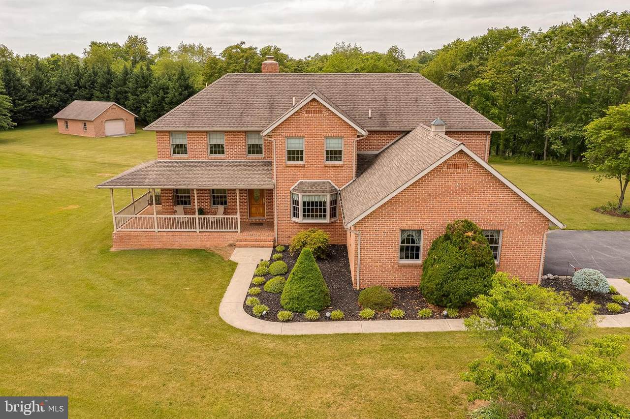 603 Bridle Path - Photo 1