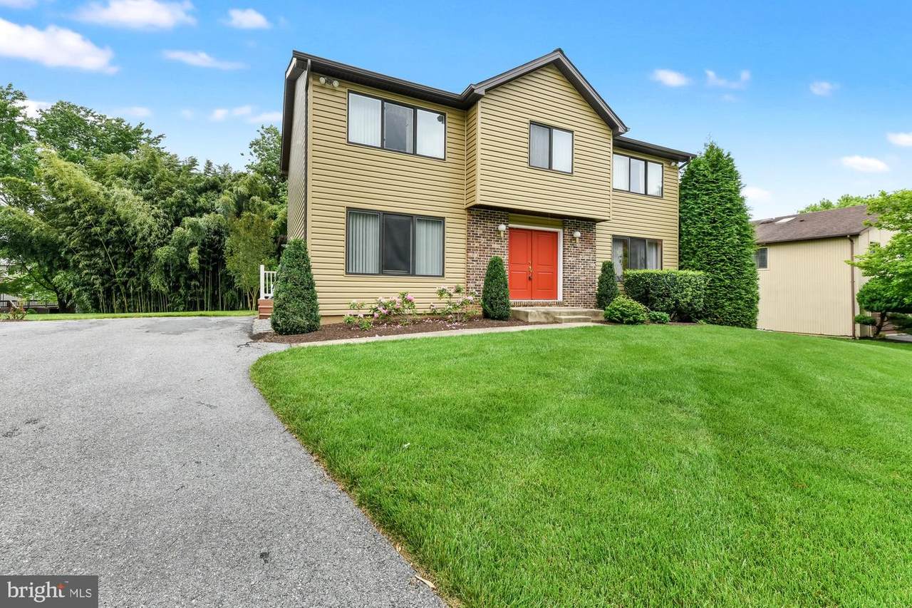 3743 Greenway Lane - Photo 1