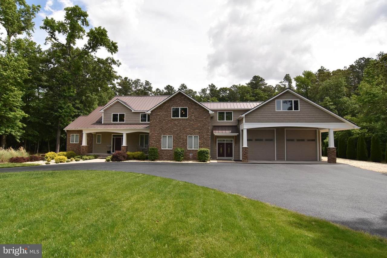 19 Woodland Drive - Photo 1
